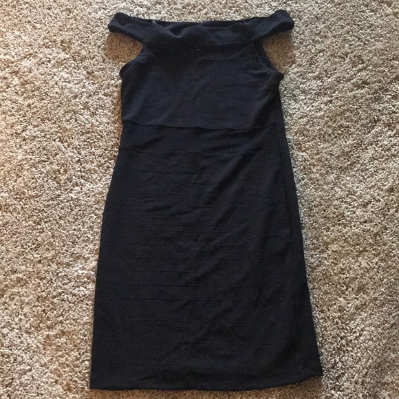 Dress - Picture 1 of 5